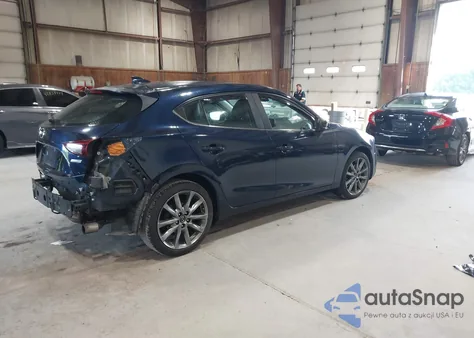 2018 Mazda Mazda3 Touring z USA, uszkodzony, nr VIN 3MZBN1L36JM167965